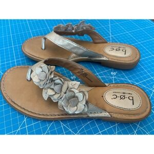 Born BOC slide thong flip flop metallic gold vegan rosette women's 7 BOHO Casual